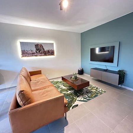 Mons - Superbe Appartement 2Ch - Parking Gratuit Exteriör bild